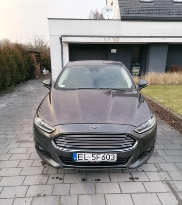 Ford Mondeo cena 48900 przebieg: 149000, rok produkcji 2015 z Łódź małe 92